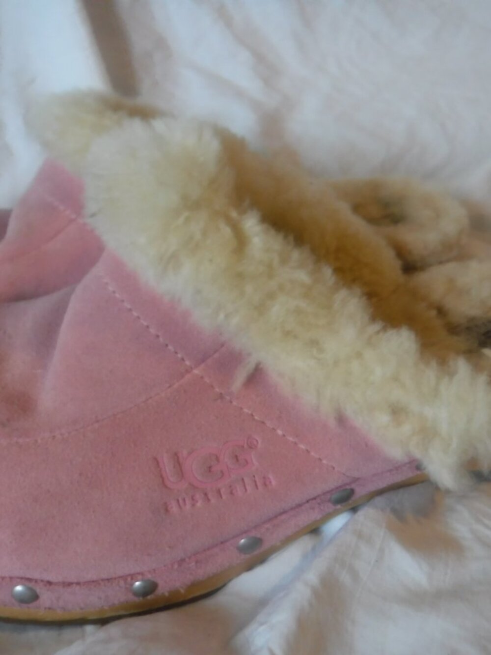 Ugg Australia Pink Clogs Fur Womens Size 8